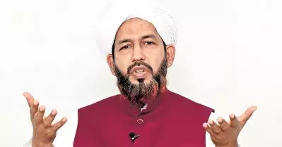 സ്ത്രീകളെ ഭരണവും പൊതുകാര്യങ്ങളും ഏല്‍പ്പിച്ചാല്‍ പിന്നെങ്ങനെയാണ് കുട്ടികളുണ്ടാകുക. പ്രസവവും ഗര്‍ഭധാരണവും ജനസംഖ്യയും കുറയും: ഹക്കീം അസ്ഹരി