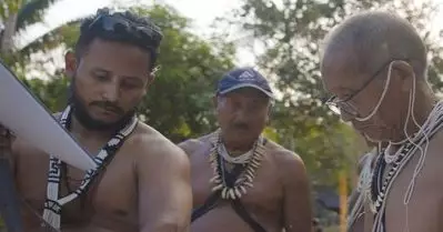 ഇന്റര്‍നെറ്റ് ലഭിച്ചതിന്‌ശേഷം പോണ്‍ അഡിക്ടായെന്ന ന്യൂയോര്‍ക്ക് ടൈംസ് ലേഖനം; അപകീര്‍ത്തി കേസ് ഫയല്‍ ചെയ്ത് ആമസോണ്‍ ഗോത്രവിഭാഗം