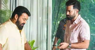 ഒരൊന്നൊന്നര റോളുണ്ടെന്ന് പറഞ്ഞേക്ക്, ക്യാമറക്ക് മുന്നില്‍ ഒരിക്കല്‍ കൂടി ഒന്നിച്ച് മോഹന്‍ലാലും പൃഥ്വിരാജും