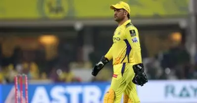 നിങ്ങളെ ടീമില്‍ നിന്ന് പുറത്താക്കിയെന്ന് എങ്ങനെ ധോണിയോട് പറയും? ഐ.പി.എല്ലിന് തൊട്ടുമുമ്പ് തുറന്നടിച്ച് മുന്‍ ചെന്നൈ താരം
