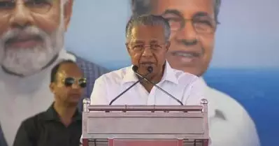 വിഴിഞ്ഞം പദ്ധതിയുടെ ചെലവിന്റെ ഏറിയ ഭാഗവും വഹിക്കുന്നത് സംസ്ഥാനം; പ്രധാനമന്ത്രിയെ വേദിയിലിരുത്തി മുഖ്യമന്ത്രി