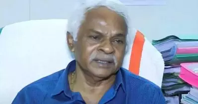 മുനമ്പത്ത് കുടിയൊഴിപ്പിക്കല് പ്രായോഗികമല്ലെന്ന് ജസ്റ്റിസ് രാമചന്ദ്രന്‍ നായര്‍; റിപ്പോര്‍ട്ട് മെയ് 31ന് കൈമാറും
