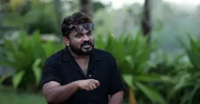 ഷൂട്ട് കഴിഞ്ഞ് പോയ ലാലേട്ടനെ തിരിച്ചുവിളിച്ചു, അഭിമാനപ്രശ്‌നമാണെന്ന് പറഞ്ഞ് ആ സീന്‍ ഷൂട്ട് ചെയ്യിച്ചു: തരുണ്‍ മൂര്‍ത്തി
