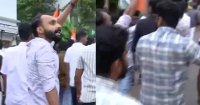 ‘ധീരജിനെ കുത്തിയ കത്തി അറബിക്കടലില്‍ താഴ്ത്തിയിട്ടില്ല’; കണ്ണൂരില്‍ കൊലവിളി മുദ്രാവാക്യവുമായി യൂത്ത് കോണ്‍ഗ്രസ് പ്രവര്‍ത്തകര്‍