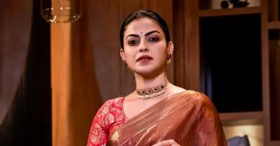 സിനിമയില്‍ നമ്മളോട് ചിരിച്ച് സംസാരിക്കുന്നവരൊക്കെ പാവങ്ങളല്ല: അനുശ്രീ