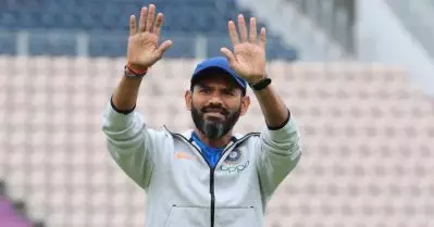 കമന്ററി ബോക്‌സില്‍ നിന്ന് വിമര്‍ശിക്കുന്നത് എളുപ്പമാണ്; ജെയ്‌സ്വാളിനെതിരായ വിമര്‍ശനങ്ങള്‍ക്ക് മറുപടിയുമായി മുന്‍ ഇന്ത്യന്‍ പരിശീലകന്‍