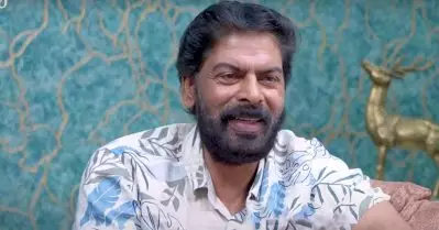 ആ യുവനടി ഡയലോഗ് നോക്കി അഭിനയിക്കുന്നത് കാണുമ്പോൾ അത്ഭുതം തോന്നും; ആരും പറഞ്ഞ് കൊടുക്കണ്ട അവർക്ക്: നടൻ റോയ് തോമസ്