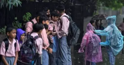 സംസ്ഥാനത്ത് ഇന്ന് രണ്ട് ജില്ലകളില്‍ ഓറഞ്ച് അലേര്‍ട്ട്; കാസര്‍ഗോഡും കുട്ടനാട് താലൂക്കിലും വിദ്യാഭ്യാസ സ്ഥാപനങ്ങള്‍ക്ക് അവധി