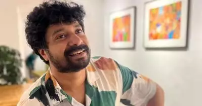 നാടോടിക്കാറ്റിലെ സി.ഐ.ഡി രാംദാസിനെപ്പോലെ ബികോം ഫസ്റ്റ് ക്ലാസായിരുന്നു ഞങ്ങള്‍: ശബരീഷ് വര്‍മ