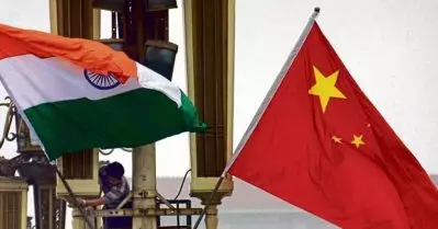 അഞ്ച് വർഷത്തിന് ശേഷം ഇന്ത്യ വീണ്ടും ചൈനീസ് പൗരന്മാർക്ക് ടൂറിസ്റ്റ് വിസ നൽകും