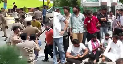 നോയിഡയിൽ വിദ്യാർത്ഥിയുടെ ആത്മഹത്യയിൽ പ്രതിഷേധിച്ച കുടുംബത്തെ മർദിച്ച് പൊലീസ്
