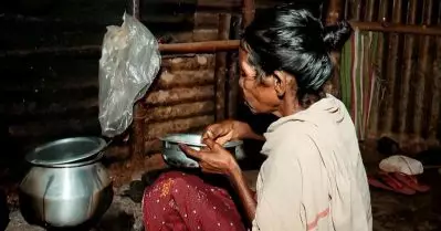ശുചിമുറിയില്ല, ചോർന്നൊലിച്ച് വീടുകൾ; ദുരിതം പേറി ബത്തേരിയിലെ മാനിക്കുനി ഉന്നതി നിവാസികൾ