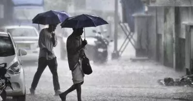 സംസ്ഥാനത്ത് അതിതീവ്ര മഴയ്ക്ക് സാധ്യത; നാളെ മൂന്ന് ജില്ലകളില്‍ റെഡ് അലേര്‍ട്ട്