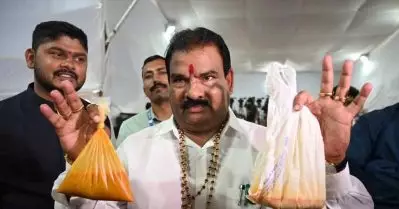 ദക്ഷിണേന്ത്യക്കാര്‍ ഡാന്‍സ് ബാര്‍ നടത്തുന്നവര്‍; കാന്റീന്‍ ജീവനക്കാരനെ മര്‍ദിച്ച എന്‍.ഡി.എ എം.എല്‍.എ