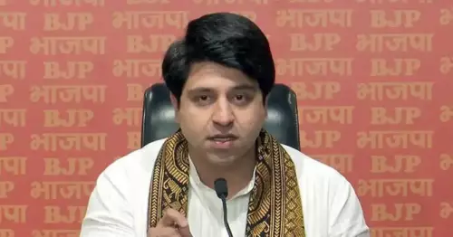 ഷെഹസാദ് പൂനവാല Shehzad Poonawalla