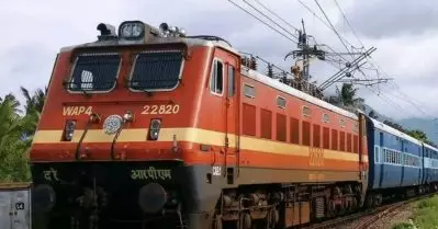 റെയില്‍വേ സ്റ്റേഷനുകളില്‍ ഇനി റീല്‍സെടുത്താല്‍ പിഴവീഴും; അറസ്റ്റിനും സാധ്യത