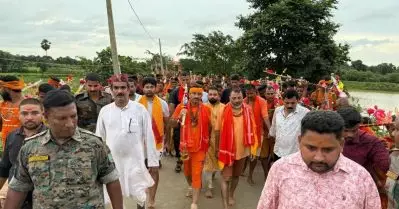 അനുമതി ലംഘിച്ച് ക്ഷേത്രത്തില്‍ പ്രവേശിച്ചു; ബി.ജെ.പി എം.പിമാര്‍ക്കെതിരെ എഫ്. ഐ.ആര്‍