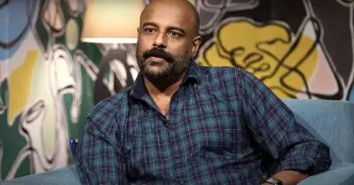 ‘തികച്ചും അപകടകരം..’ ഞാന്‍ വിഷ്വല്‍ ഇന്റര്‍വ്യൂസ് കുറക്കാന്‍ കാരണമുണ്ട്: മുരളി ഗോപി