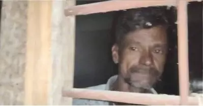 മദ്യം കുടിച്ചതിനെ തുടര്‍ന്ന് ആദിവാസി ജീവനക്കാരന് ക്രൂര മര്‍ദനം