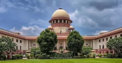 ലൈംഗിക തൊഴില്‍ ക്രിമിനല്‍ കുറ്റമല്ല, സംഘടിത ബിസിനസാക്കുന്നതിനെ തടയുകയാണ് നിയമത്തിന്റെ ലക്ഷ്യം : സുപ്രീം കോടതി