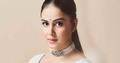 നല്ല അവസരം ലഭിച്ചാൽ മടങ്ങി വരും; എല്ലാവരോടും സ്നേഹം: ജെനീലിയ ഡിസൂസ