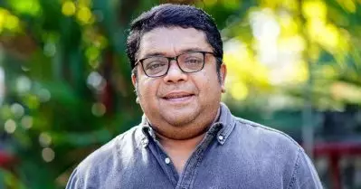 ശശികുമാര്‍ സാര്‍ എന്നെ അങ്ങോട്ട് ക്ഷണിച്ചിട്ടുണ്ട്; വാക്കുകള്‍ക്കപ്പുറത്തുള്ള കടപ്പാടും സ്നേഹവുമുണ്ട് അവരോട്: ജോണി ആന്റണി