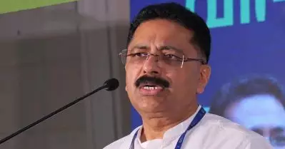 പി.കെ ഫിറോസ് രാഷ്ട്രീയത്തിലെ മായാവി; യൂത്ത് ലീഗ് പിരിച്ച പണമാണ് മുക്കിയത്; ആരോപണങ്ങളുമായി കെ.ടി ജലീല്‍