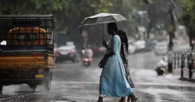 സംസ്ഥാനത്ത് അതിശക്ത മഴയ്ക്ക് സാധ്യത; ഞായറാഴ്ച നാല് ജില്ലകളില്‍ ഓറഞ്ച് അലേര്‍ട്ട്