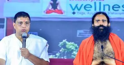 30,000 കോടിയുടെ പൈതൃകഭൂമി രാംദേവിന്റെ സഹായിക്ക് 8.3 ലക്ഷം വാടകയ്ക്ക്; ഉത്തരാഖണ്ഡ് സര്‍ക്കാരിനെതിരെ കോണ്‍ഗ്രസ്