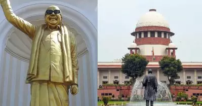 പൊതുപണം ഉപയോഗിച്ച് നേതാക്കളെ മഹത്വവത്ക്കരിക്കണ്ട; കരുണാനിധിയുടെ പ്രതിമ സ്ഥാപിക്കുന്നതുമായി ബന്ധപ്പെട്ട തമിഴ്‌നാടിന്റെ ഹരജി തള്ളി സുപ്രീം കോടതി