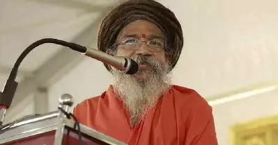 വാവരെ കാണാന്‍ ആരും വരുന്നില്ല, കേസിനെ ഭയക്കുന്നില്ല; വാവര്‍ തീവ്രവാദിയെന്നതില്‍ ഉറച്ചുനില്‍ക്കുന്നുവെന്ന് ശാന്താനന്ദ മഹര്‍ഷി