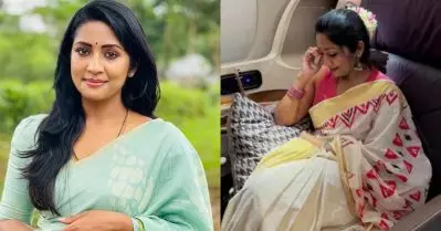 15 സെന്റീമീറ്റര്‍ മുല്ലപ്പൂ കൈവശം വെച്ചതില്‍ നവ്യ നായര്‍ക്ക് ഒന്നേകാല്‍ ലക്ഷം പിഴ