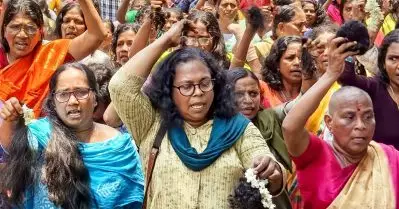 സെക്രട്ടറിയേറ്റ് പടിക്കലെ സമരം അവസാനിപ്പിക്കാന്‍ ആശാ പ്രവര്‍ത്തകര്‍; സമരം അവസാനിക്കുന്നത് 266ാം ദിവസം