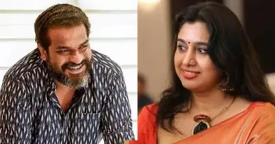 ആദ്യമായി സെലിബ്രിറ്റി ഫോട്ടോയെടുത്തത് സംയുക്താ വർമക്കൊപ്പം; ഷൂട്ടിങ് കണ്ടത് മാന്നാർ മത്തായി സ്പീക്കിങ്