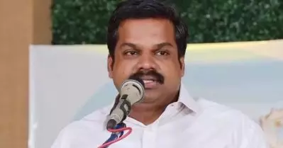 ഹെലികോപ്റ്ററിന്റെ ചക്രം താഴ്ന്നുപോയിട്ടില്ല; H മാര്‍ക്ക് ചെയ്ത സ്ഥലത്തേക്ക് ഹെലികോപ്റ്റർ നീക്കിയിട്ടതാണ്: കെ.യു ജനീഷ്കുമാര്‍