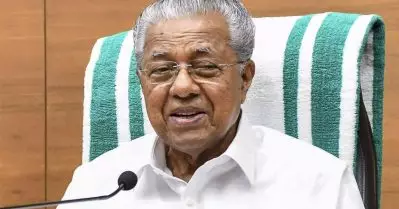 ക്ഷേമ പെന്‍ഷന്‍ വിതരണം ഇന്ന് മുതല്‍; വാക്കുകളിലല്ല കരുതല്‍ വേണ്ടത്, പ്രവൃത്തിയാലാണെന്ന് മുഖ്യമന്ത്രി