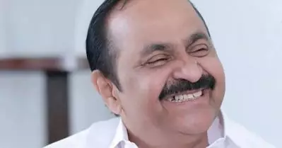 വെറുതെ ആ വാതിൽക്കൽ പോയി നിക്കണ്ടല്ലോ; കെ.ആർ. നാരായണന്റെ പ്രതിമ അനാച്ഛാദനത്തിൽ പങ്കെടുക്കാതെ വി.ഡി സതീശൻ