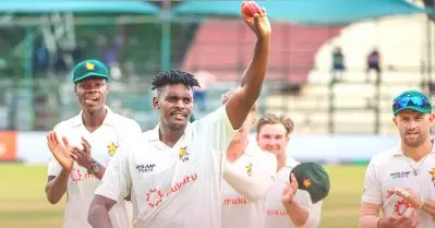 അഫ്ഗാനിസ്ഥാനെ മലര്‍ത്തിയടിച്ച് സിംബാബ്‌വേ; വഴങ്ങിയത് ഇന്നിങ്‌സ് തോല്‍വി!