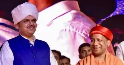 ആധാര്‍ ഇനി ജനന സര്‍ട്ടിഫിക്കറ്റായോ ജനനത്തീയതി തെളിയിക്കുന്ന രേഖയായോ സ്വീകരിക്കില്ല: ഉത്തരവിറക്കി യു.പി-മഹാരാഷ്ട്ര സര്‍ക്കാരുകള്‍