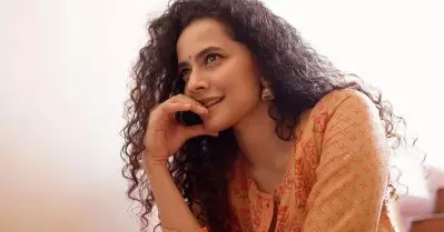 കാണാന്‍ മലയാളിയെ പോലെയില്ലെന്ന് പറഞ്ഞ് ചില സിനിമകളിലേക്ക് വിളിച്ചില്ല; ടിക്കി ടാക്കയില്‍ ഒരു സ്വാഗുള്ള വേഷമാണ് എന്റേത്: അതുല്യ ചന്ദ്ര