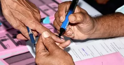 സി.പി.ഐ ചെയ്തത് 10000ത്തിലേറെ വോട്ടുകള്‍; വോട്ടിങ് യന്ത്രത്തില്‍ വെറും 300 വോട്ട്; ബീഹാറിലെ നളന്ദയില്‍ അട്ടിമറി നടന്നതിന് തെളിവുമായി സി.പി.ഐ
