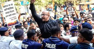 ഗുരുതരമായ സുരക്ഷാ വീഴ്ച; ബി.എല്‍.ഒമാരുടെ മാര്‍ച്ചിനെതിരെ തെരഞ്ഞെടുപ്പ് കമ്മീഷന്‍