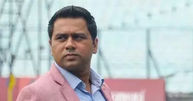 ഓസ്ട്രേലിയയിലേത് ദൈവത്തിന്റെ സമ്മാനം, ഇന്ത്യയിലാകുമ്പോള്‍ അത് അപമാനം; വിമര്‍ശകര്‍ക്കെതിരെ ആകാശ് ചോപ്ര