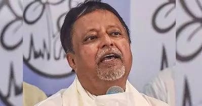 ബി.ജെ.പിയില്‍ നിന്നും തൃണമൂലിലേക്ക് കൂറ് മാറി; മുകുള്‍ റോയിയെ അയോഗ്യനാക്കി കൊല്‍ക്കത്ത ഹൈക്കോടതി