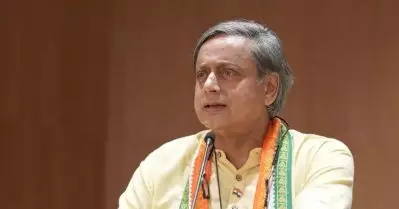 പി.എം.ശ്രീയില്‍ കാവിവത്കരണമില്ല; എപ്പോഴും നെഗറ്റീവ് പറഞ്ഞാല്‍ മതിയോ? വീണ്ടും കേന്ദ്രത്തെ പിന്തുണച്ച് തരൂര്‍