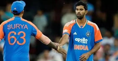 ഏഴ് പന്ത്, മൂന്ന് റണ്‍സിന് മൂന്ന് വിക്കറ്റ്; ചരിത്രം, ഒന്നാമന്‍; സുന്ദര്‍ സ്റ്റോമില്‍ ഓസീസ് ചാരം