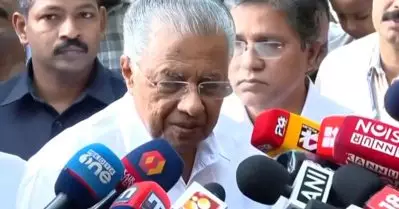 സ്ത്രീലമ്പടന്മാര്‍ എന്താണ് കാട്ടിക്കൂട്ടുന്നത്; രാഹുലിനെതിരായ കേസ് കെട്ടിച്ചമച്ചതെന്ന് പറഞ്ഞാല്‍ പൊതുസമൂഹം അംഗീകരിക്കില്ല: മുഖ്യമന്ത്രി