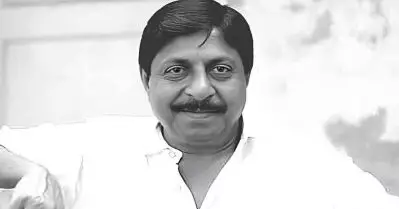 ‘പോകും എന്നൊരു തോന്നൽ ഉണ്ടായിരുന്നില്ല’ ശ്രീനിവാസന്റെ മരണത്തിൽ അനുശോചിച്ച് മലയാള സിനിമ പ്രവർത്തകർ
