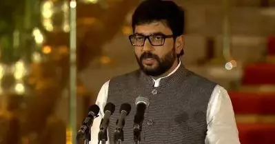 ഇന്ത്യയിലെ ആറ് ആഭ്യന്തര വിമാനക്കമ്പനികളിലായി 13,989 പൈലറ്റുമാരെ നിയമിച്ചിട്ടുണ്ട്: ഏവിയേഷന്‍ സഹമന്ത്രി