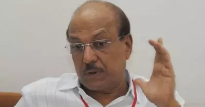 ചാണകം തളിക്കുന്നത് അറപ്പുളവാക്കുന്നത്; അതിനെതിരെ ക്ലാസ് നല്‍കും; ലീഗ് പ്രവര്‍ത്തകര്‍ക്കെതിരെ കുഞ്ഞാലിക്കുട്ടി